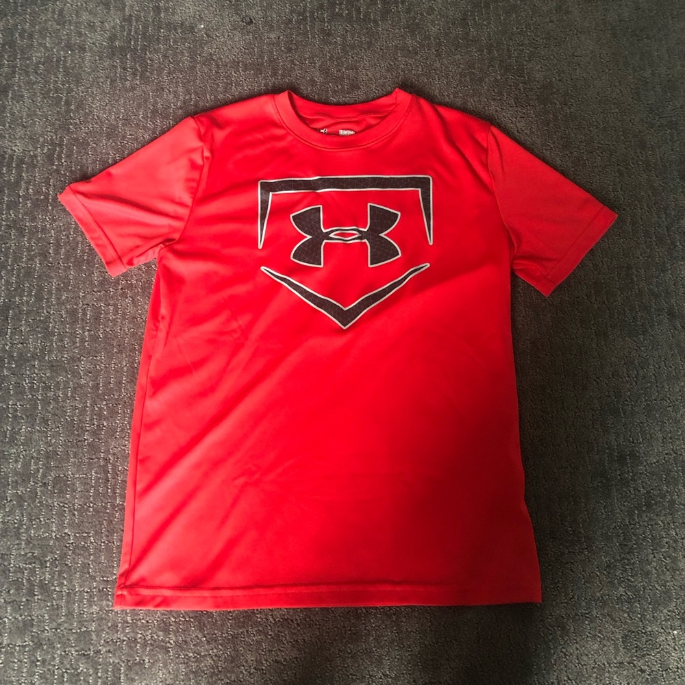 boys under armour t shirt